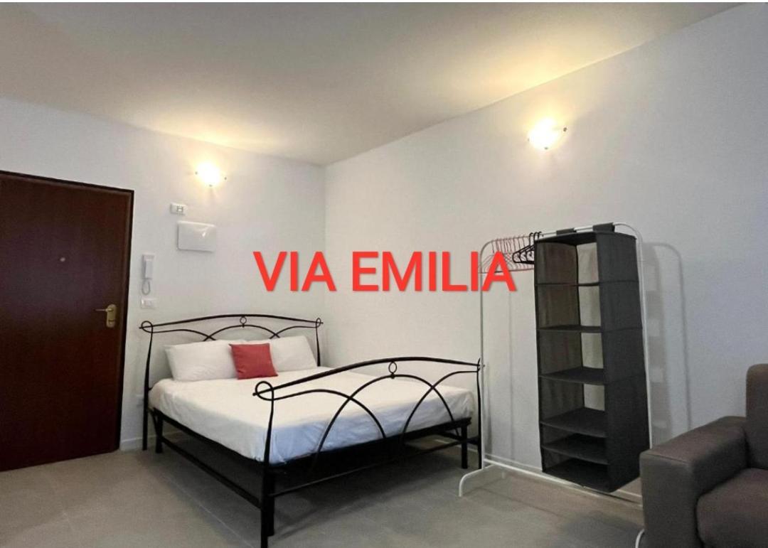 Via Agucchi & Via Emilia Apartments 볼로냐 외부 사진